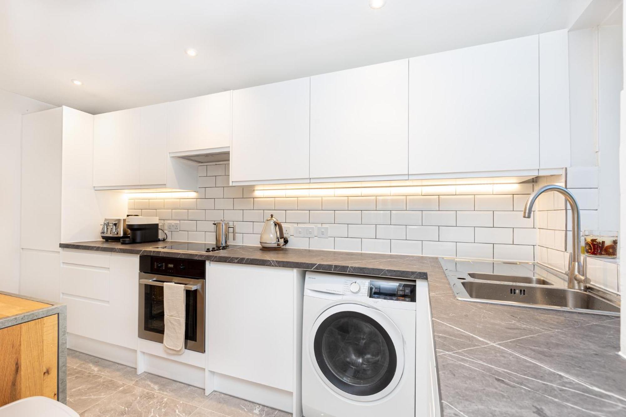 Appartamento Immense Gorgeous 2br Wbalcony & Office In Chelsea