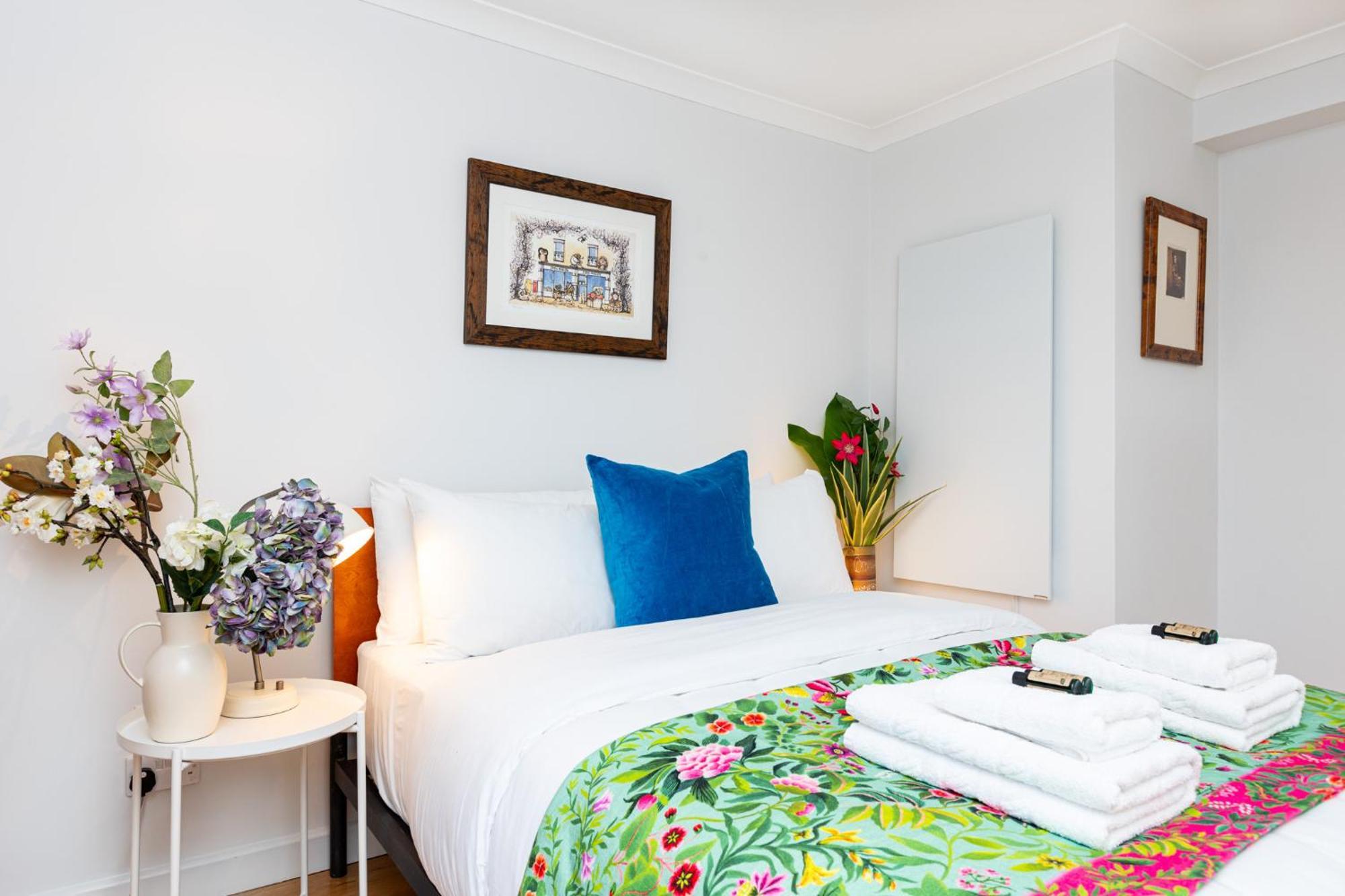 Appartamento Immense Gorgeous 2br Wbalcony & Office In Chelsea *