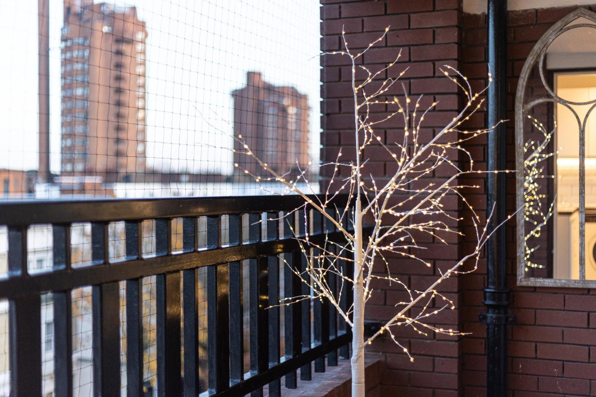 Immense Gorgeous 2br Wbalcony & Office In Chelsea * Londra
